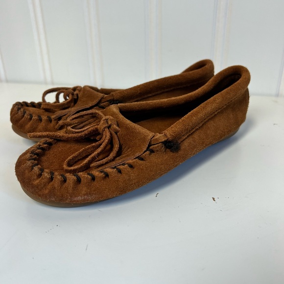 Minnetonka Tan Suede Moccasins - Picture 1 of 8